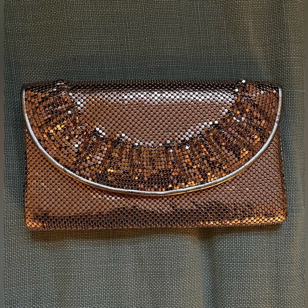 vintage Whiting and Davis Gold Mesh Ruffle Purse/Clutch